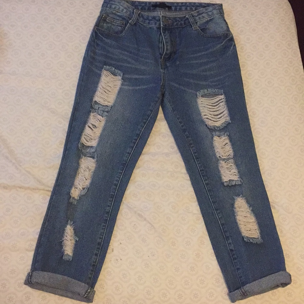 Boyfriend/mom jeans